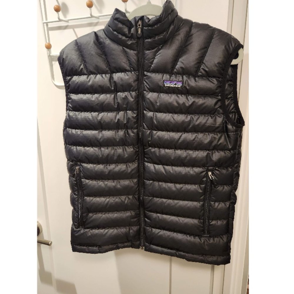 Patagonia Men's Down Sweater Vest Black Puffer Medium